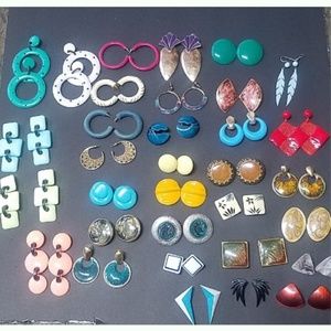 Vintage 80s 33pc lot Vintage  Earrings